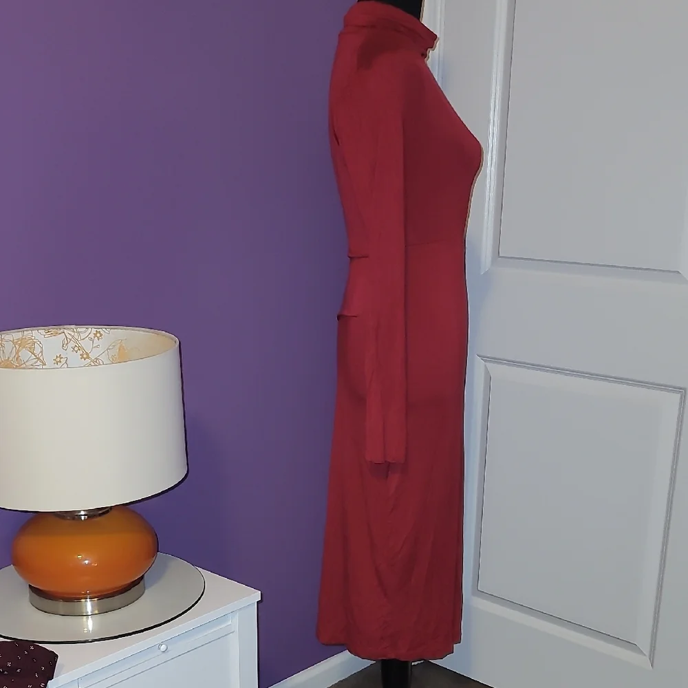 Red Long Sleeve Mock Neck Dress Cut Out Front Dress Sz: L - Picture 5 of 8
